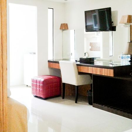 Kyo Serviced Apartment Jakarta Cilandak  Exterior foto