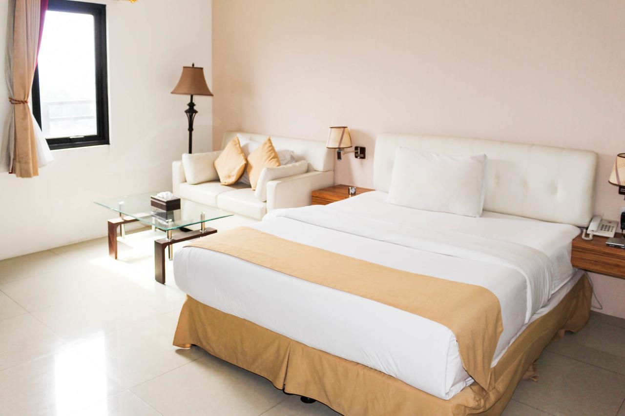 Kyo Serviced Apartment Jakarta Cilandak  Exterior foto